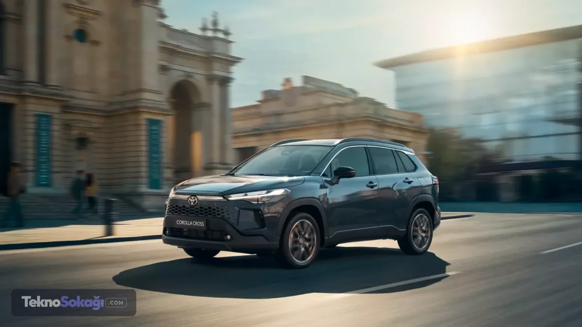 Toyota Corolla CrossGörsel tasarımıyla eleştiri oklarının hedefi olan Toyota Corolla Cross, teknik listede en çok direksiyon kutusu arızalarıyla adından söz ettiriyor. Ancak sürücülerin canını sıkan asıl büyük kronik kusur aracın elektrik sisteminde yatıyor: Sürekli tekrarlayan 12V akü boşalma problemi, kullanıcıları hiç ummadıkları anlarda takviye kablosu aramak zorunda bırakıyor.