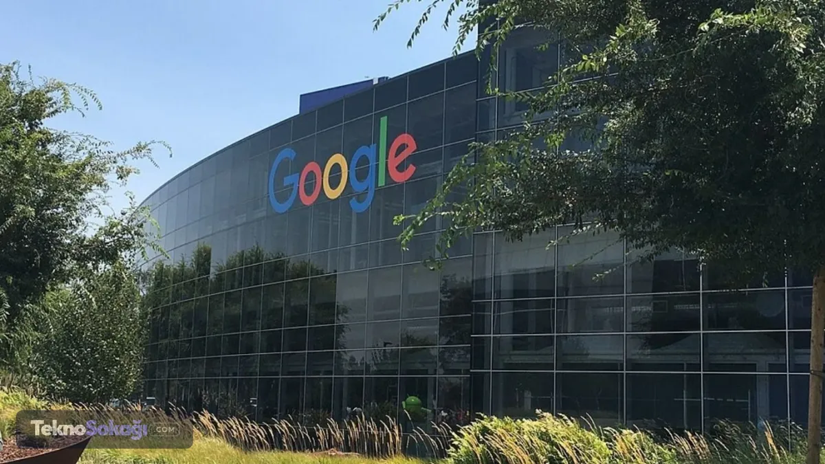 İşte Google'ın yeni yapay zeka bombaları:Gemini Spark: Gmail ve Docs gibi ürünlere entegre edilen bu yeni ajan, e-postaları otonom olarak okuyup sizin adınıza taslak yanıtlar hazırlayabilecek. Dağınık toplantı notlarını saniyeler içinde tek bir resmi belgeye dönüştürecek.Gemini Omni (Video ve Fotoğraf): Tatil videolarınızın arkasındaki istenmeyen insanları tek tıkla silecek. Ayrıca çizdiğiniz bir karakteri veya kitap bölümünü Hollywood kalitesinde 10 saniyelik videolara dönüştürecek. Bu özelliğe aylık 8 ila 250 dolar arasında değişen aboneler erişebilecek.Antigravity 2.0: Şirketlerin yapay zeka verisi işleyerek çok daha düşük maliyetle ve jet hızında kod yazmasını sağlayan yeni kodlama platformu tanıtıldı.