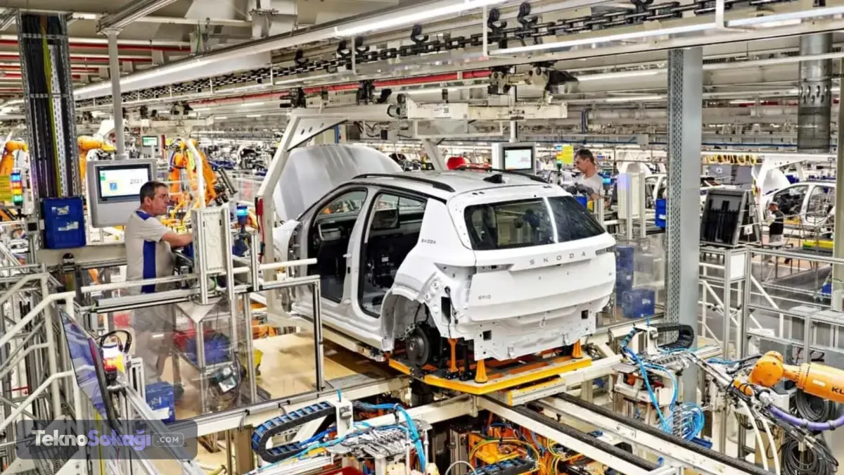 Aracın öne çıkan teknik özellikleri şu şekilde sıralanabilir:Uzunluk: 4171 mmAks mesafesi: 2601 mmBagaj hacmi: 475 litrePlatform: MEB+ mimarisiMotor gücü: 114 ile 208 beygir arasında değişen performans opsiyonlarıLFP batarya (37 kWsa): 310 kilometre sürüş menziliNMC batarya (51.7 kWsa): 440 kilometre sürüş menziliŞarj kapasitesi: 125 kW'a kadar DC hızlı şarj imkanı