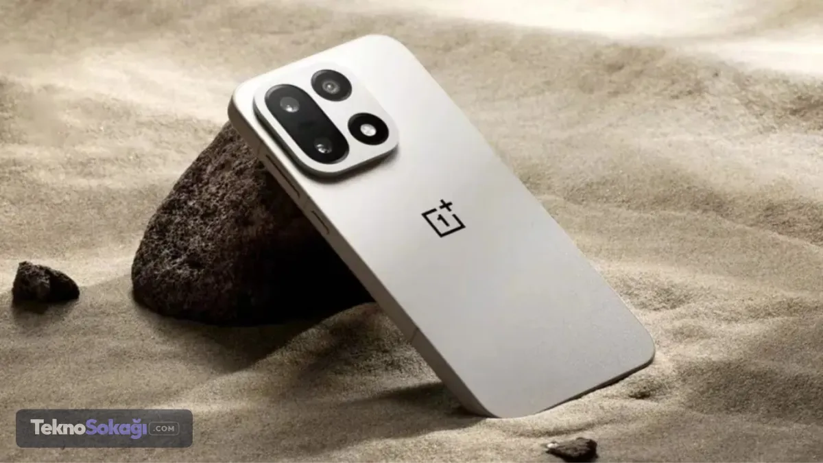 Akıllı telefon üreticisi OnePlus'ın, ana şirketi Oppo'nun yeniden yapılanma planı kapsamında ABD ve Avrupa pazarlarından çekilmeye hazırlandığı öne sürüldü. Bloomberg'in konuya yakın kaynaklara dayandırdığı habere göre kararın bu hafta içinde resmiyet kazanabileceği belirtiliyor.