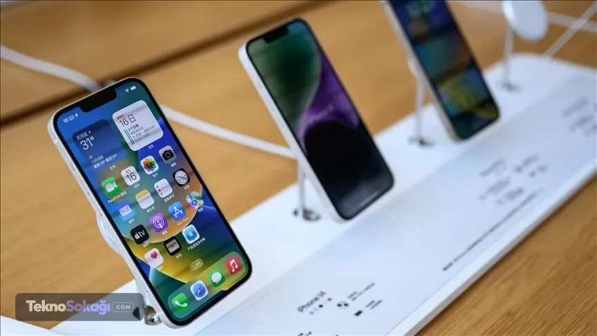 Söz konusu planlar henüz Apple tarafından resmi olarak doğrulanmazken, teknoloji dünyasının gözü önümüzdeki dönemde şirketten gelecek açıklamalara çevrilmiş durumda.