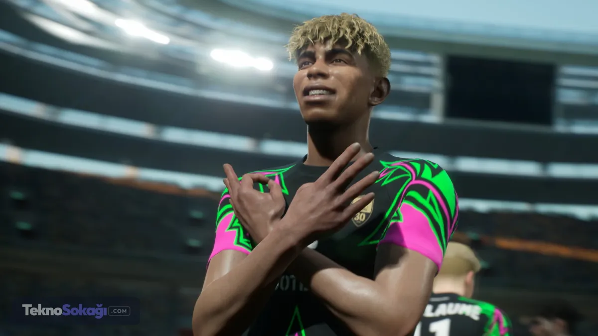 eFootball 2027 ne zaman çıkacak?Konami resmi olarak tam tarihi duyurmamış olsa da, şirketin geçmiş yıllardaki yayın takvimi ve ana versiyon geçişleri göz önüne alındığında büyük eFootball 2027'nin 2026 Eylül-Ekim aylarında oyuna gelmesi bekleniyor. Genel olarak Konami büyük güncellemeleri geçtiğimiz yıllarda eylül ayının ilk veya ikinci perşembe günü yayınlıyor.