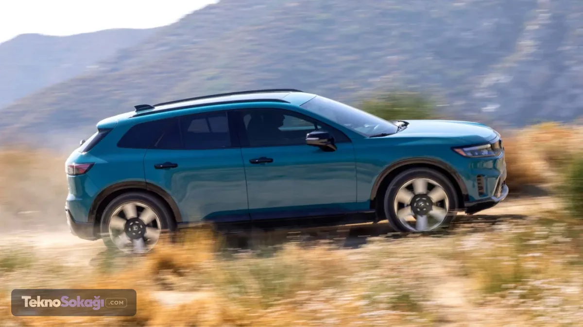 ABD'de Honda'nın elektrikli modeli kalmayacakPrologue'un üretimden kalkmasıyla birlikte Honda'nın ABD ürün gamında seri üretimde hiçbir elektrikli model kalmayacak. Geçtiğimiz yıl GM altyapısını kullanan Acura ZDX modelinin de üretimi sona ermişti. Bunun ardından Honda, üretime geçmesi planlanan bazı elektrikli projelerini de iptal etti.
