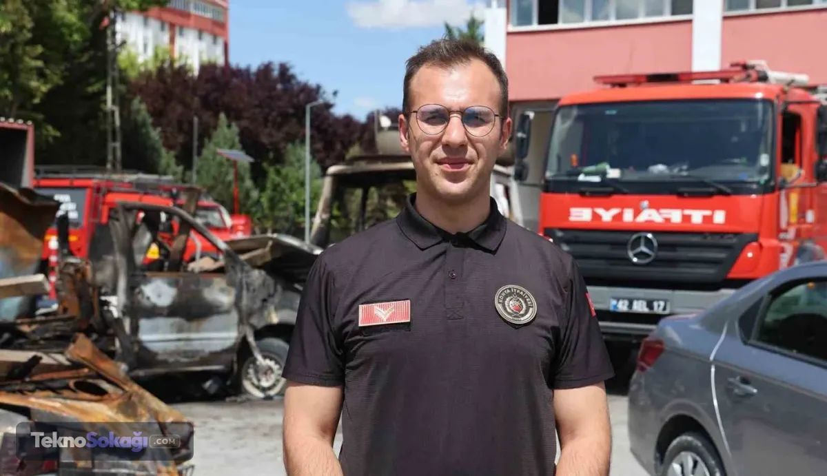 İtfaiye eğitmeninden hayati uyarı... İhmaller zinciri felakete davetiye çıkarıyor: Araç yangınları sürücülerin korkulu rüyası
