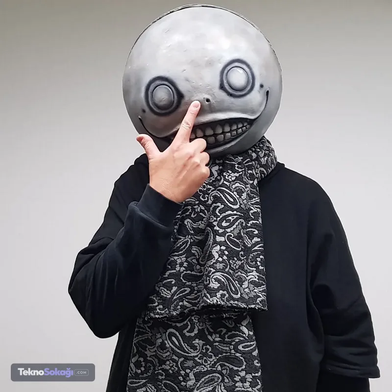 NieR Automata yönetmeni PlayStation'ın kararına tepkili