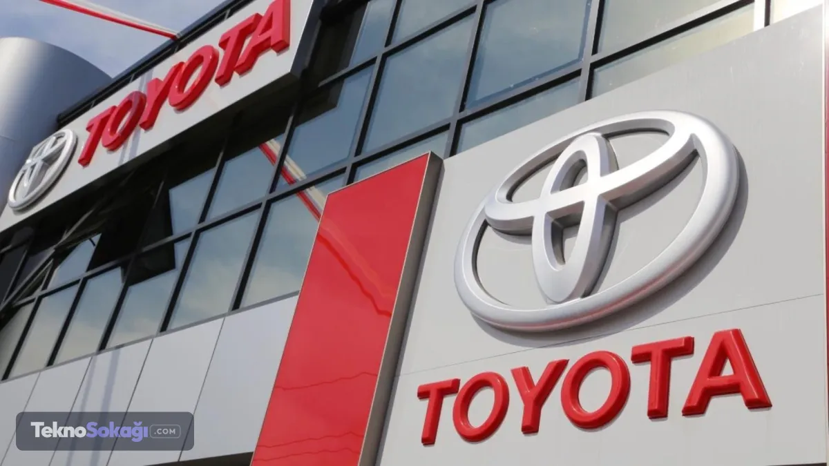 Toyota, Kaliforniya merkezli Joby Aviation ile elektrikli hava taksilerinin seri üretimini hedefleyen önemli bir üretim ortaklığı kurduğunu duyurdu. Anlaşma kapsamında Toyota, Joby Toyota Aero Manufacturing Preparation Company adlı yeni girişimin yüzde 51 hissesine sahip olacak. Kalan yüzde 49 ise Joby Aviation'ın olacak.