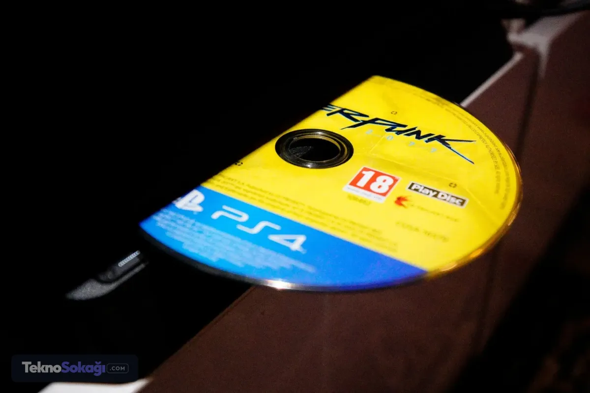 Ubisoft CEO'sundan PlayStation'ın disk kararına ilk yorum