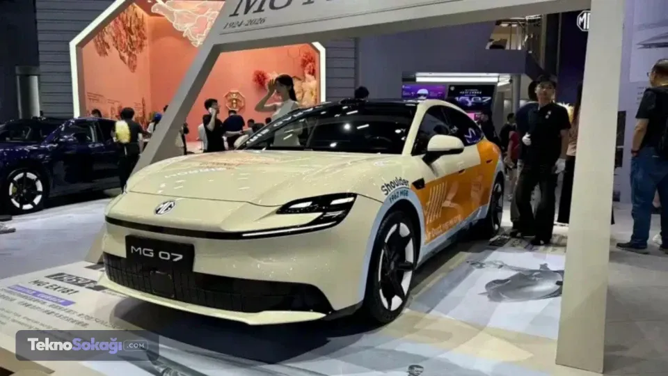 1.745 kilometre yol gidiyor: Yeni sedan MG 07 yollara indi