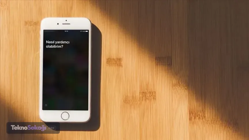 Apple'dan dikkat çeken Siri kararı! Bu özellikleri kullanmak isteyenler ücret ödeyebilir