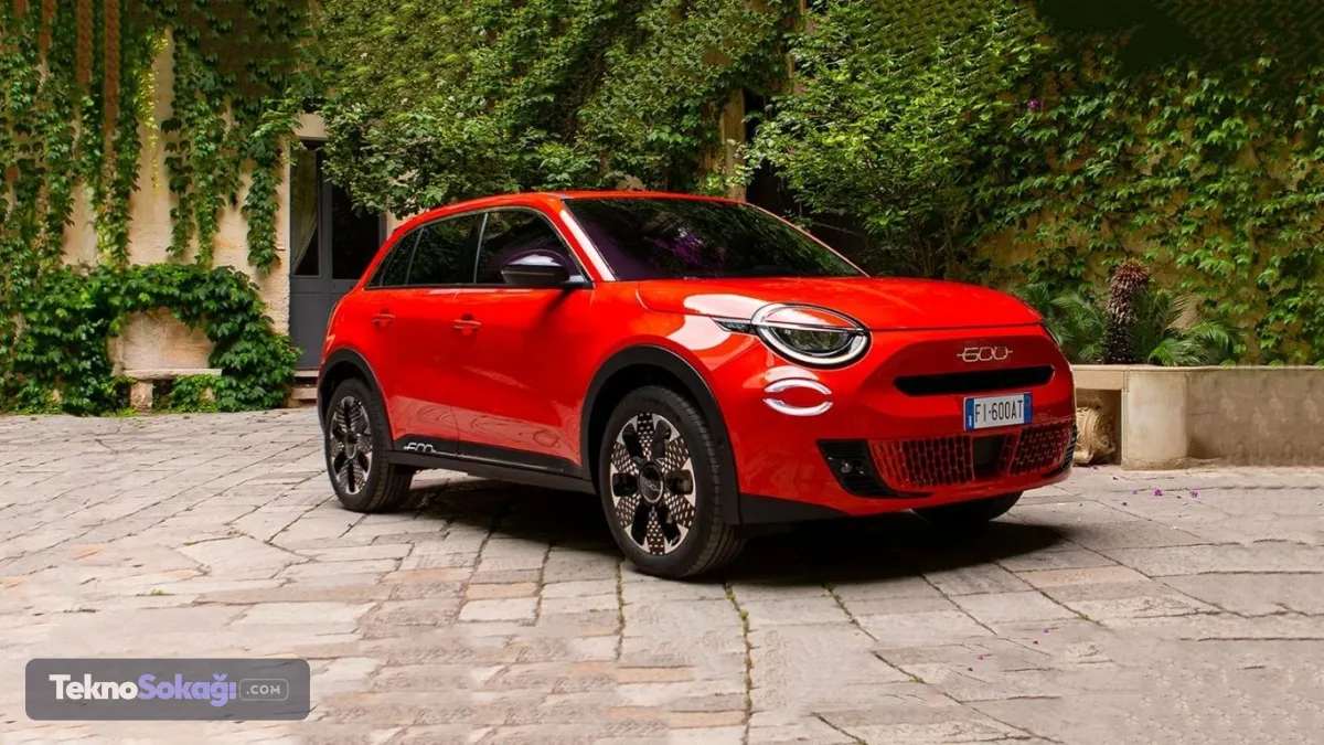 Fiat, Ağustos 2026 dönemine ait güncel otomobil fiyat listesini yayımladı. Haziran sonunda üretimi sona eren Egea ailesinde fiyat artışı devam ederken, Grande Panda'da da zam dikkat çekti. Marka, nakit alımlarda sunduğu indirim kampanyalarını ise Ağustos ayında da sürdürdü.
