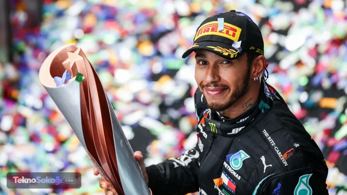 Formula 1 pilotu Lewis Hamilton GTA 6 için işlerini iptal ediyor
