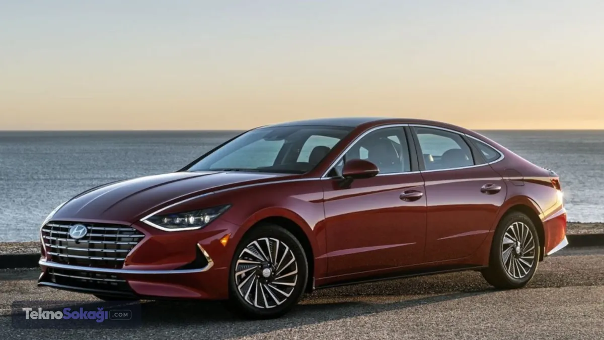 20- HYUNDAI SONATA HYBRIDSessizlik: 4 yıldızKonfor: 4,5 yıldızYakıt: 5 yıldızGüvenilirlik: 4,5 yıldızUzun yol kullanıcı puanı: 8,5/10