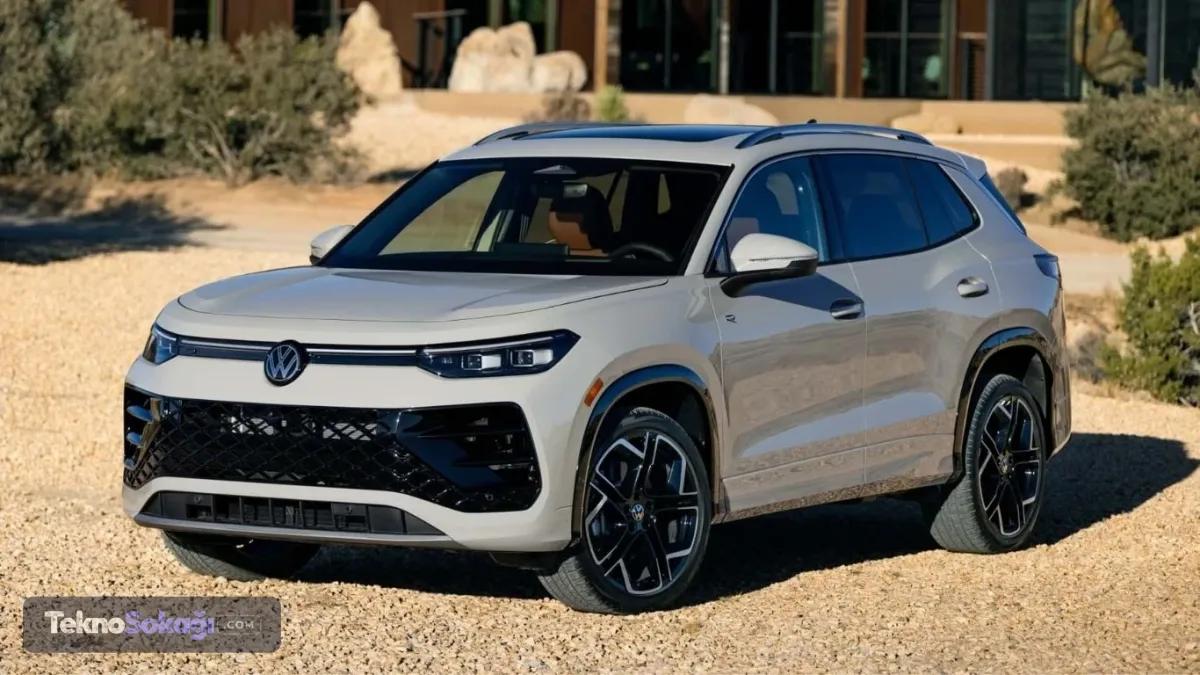 Volkswagen Yeni T-Roc fiyatları - Ağustos 2026Volkswagen Yeni T-Roc 1.5 eTSI ACT 150 PS DSG Life – 2.838.000 TLVolkswagen Yeni T-Roc 1.5 eTSI ACT 150 PS DSG Style – 3.411.000 TLVolkswagen Yeni T-Roc 1.5 eTSI ACT 150 PS DSG R-Line – 3.523.000 TL