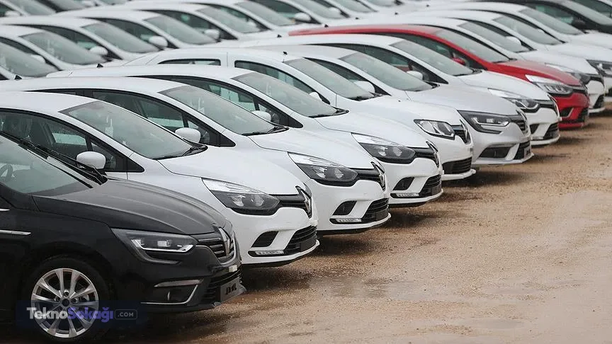 5. Hyundai i20 1.2 MPI + LPGLPGŞehir içi: 7,5–8,5 LŞehir dışı: 5,5–6,5 LKarma: 6,5–7,5 LBenzinŞehir içi: 6,5–7,5 LŞehir dışı: 4,8–5,8 LKarma: 5,5–6,5 L