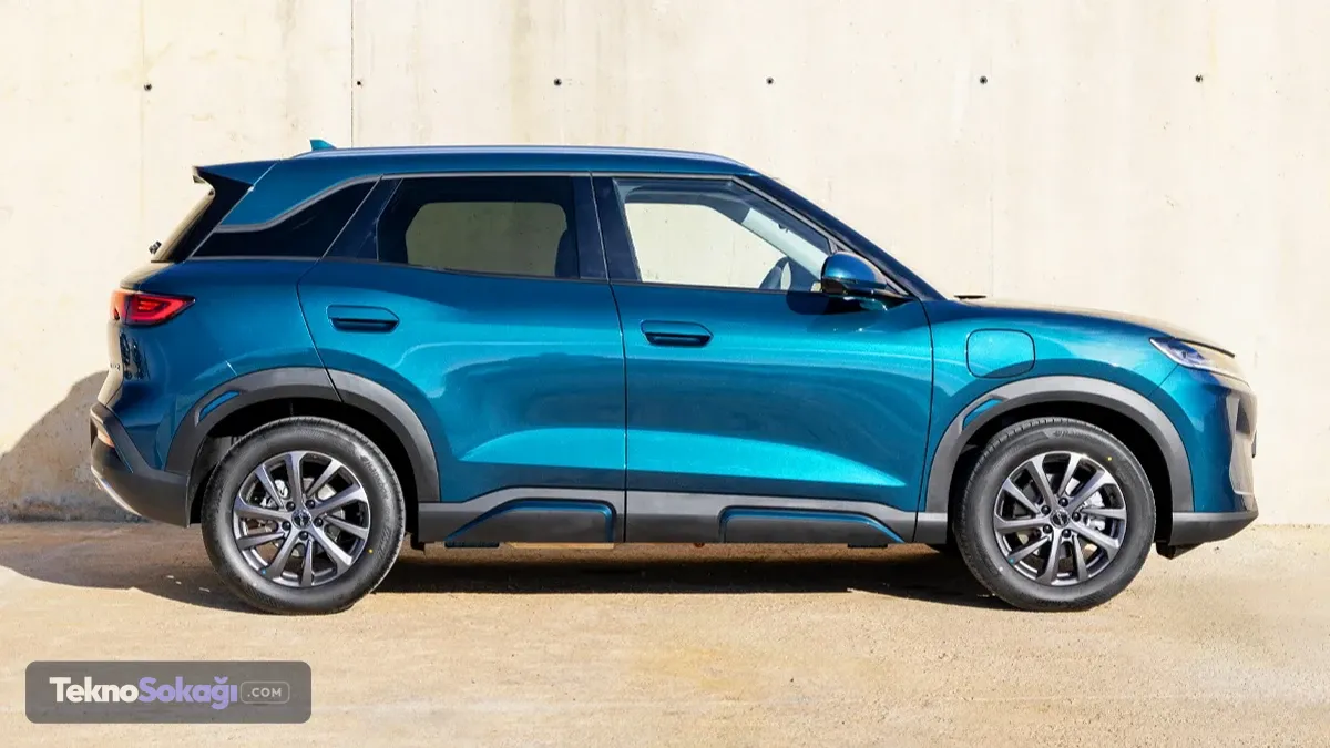 BYD'den bin kilometrelik SUV: Elektriği bitse bile yola devam ediyor