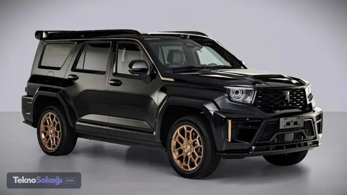 Büyük SUV modelleri arasındaki rekabet sürerken, Great Wall Motor bünyesindeki Tank markasından dikkat çeken yeni bir hamle geldi.Çin Sanayi ve Bilgi Teknolojileri Bakanlığı'nın kayıtlarında ortaya çıkan Tank 700 LWB, markanın mevcut amiral gemisi SUV modelinin uzatılmış aks mesafeli versiyonu olarak listelendi.Standart Tank 700'den belirgin şekilde daha büyük olan yeni model, üç sıra koltuk düzeniyle altı kişilik bir yaşam alanı sunacak.