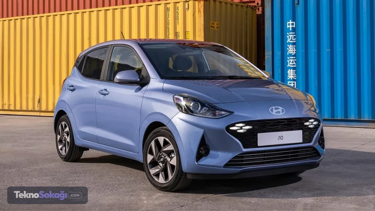 Hyundai, Eylül 2026 sıfır otomobil fiyat listesini güncelledi. IONIQ 6’nın üst ÖTV dilimine geçmesiyle fiyatı yükselirken IONIQ 5, Tucson, Bayon, i20 ve Inster modellerinde dikkat çeken indirimler uygulanmaya başladı. İşte Hyundai i20, i30, Bayon, Kona, Tucson, Inster, Ioniq 5, Ioniq 6, Ioniq 9 fiyat listesi