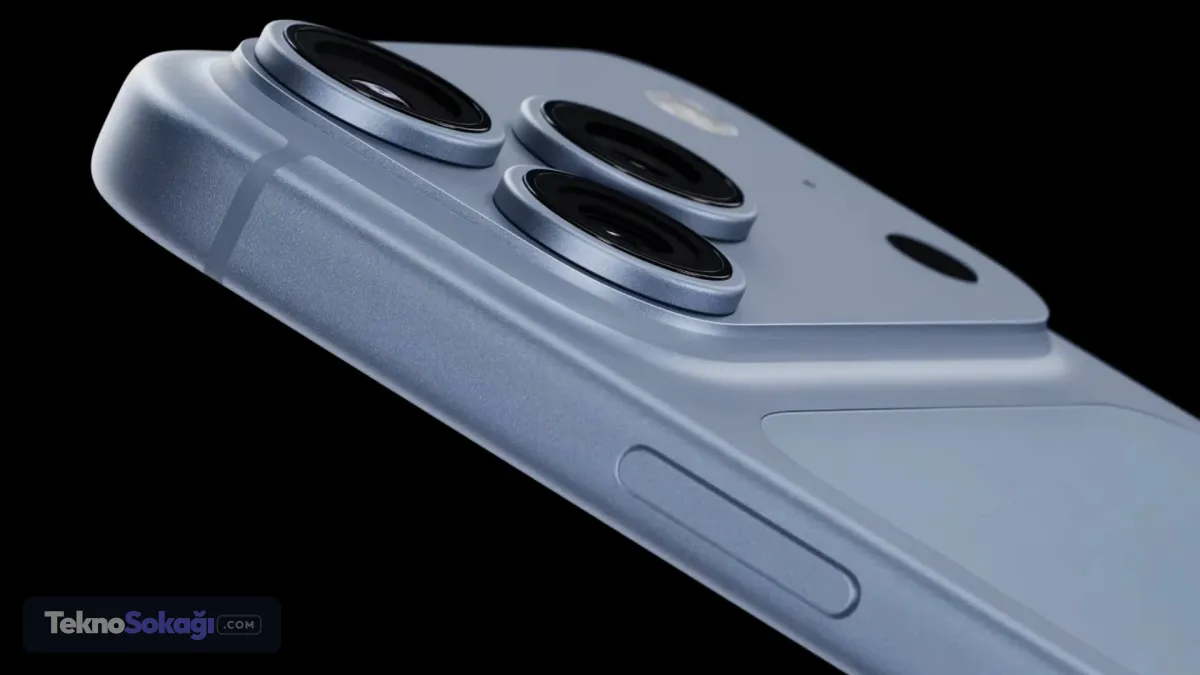 iPhone 18 Pro özellikleri ve renkleriApple'ın yeni telefonu iPhone 18 Pro'nun, 6.3 inç büyüklüğünde 120 Hz yenileme hızına sahip ProMotion ve Super Retina XDR özellikleri bulunan bir ekranı bulunuyor. A20 Pro çipinden güç alan telefonda 12 GB RAM yer alıyor. 256 GB, 512GB ve 1TB depolama alanı ile birlikte gelen telefonun batarya tarafında ise 4056 mAh kapasiteli bir pil yer alıyor. Telefonun kamera tarafında ise ön tarafta 18 MP çözünürlüğe sahip bir mercek yer alıyor. Arka tarafta ise 48 MP Fusion, 48 MP Ultra Geniş ve 48 MP telefoto özelliklerine sahip değişken diyaframlı üçlü kamera kurulumu bulunuyor. Renk opsiyonları olarak bordo, koyu siyah, buzul mavisi ve gümüş olacak.