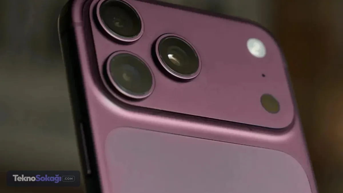 Apple, her yıl eylül ayında düzenlediği etkinlik ile yeni amiral gemisi iPhone modellerini tanıtıyor. Bu yıl da Apple düzenleyeceği etkinlik ile birlikte iPhone 18 ailesini tanıtacak. Apple'ın etkinliğine sayılı günler kala iPhone 18, iPhone 18 Pro ve iPhone 18 Pro Max'in özellikleri gündem oldu. Peki iPhone 18, iPhone 18 Pro, iPhone 18 Pro Max ne zaman çıkacak, Türkiye fiyatı ne kadar?