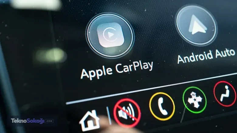 Otomobillerde alışılmış düzen değişiyor: CarPlay ve Android Auto için yolun sonu mu?