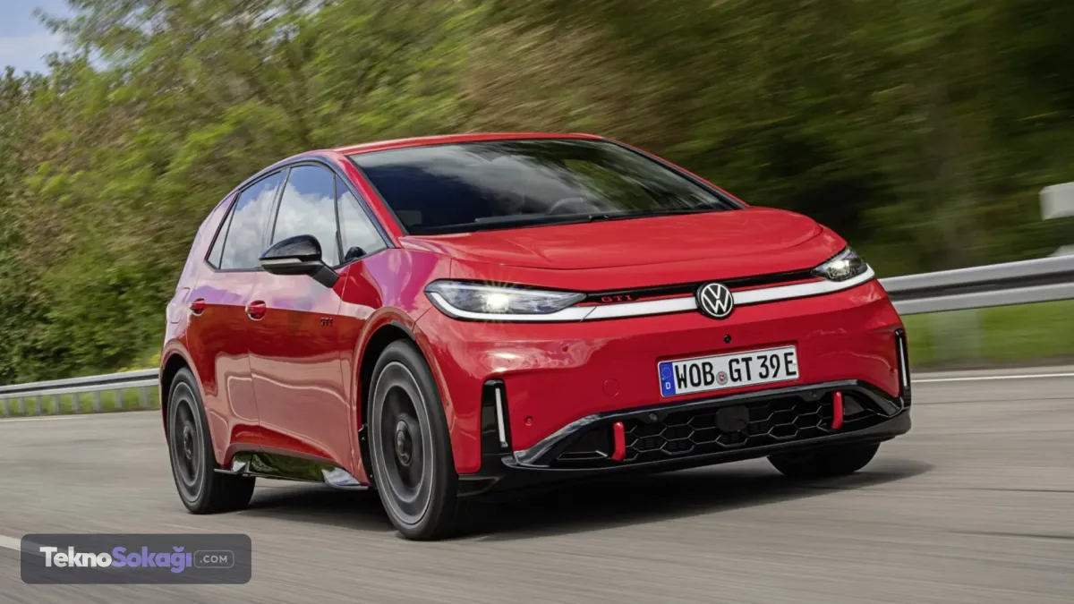 GTI tarihinde bir ilkID.3 GTI'ın teknik açıdan en dikkat çekici özelliği, gücün arka tekerleklere aktarılması.Arka bölüme yerleştirilen tek elektrik motoru 326 PS, yani 240 kW güç ve 545 Nm tork üretiyor. Bu değer, Golf GTI Edition 50'den 1 beygir daha yüksek.Otomobil 0'dan 100 km/s hıza 5,6 saniyede ulaşırken maksimum hız elektronik olarak 200 km/s ile sınırlandırılıyor.