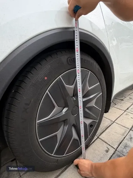 Tesla'dan gizlice kılavuz operasyonu: Şikayetler patlayınca teknik verileri sessiz sedasız düşürdüler