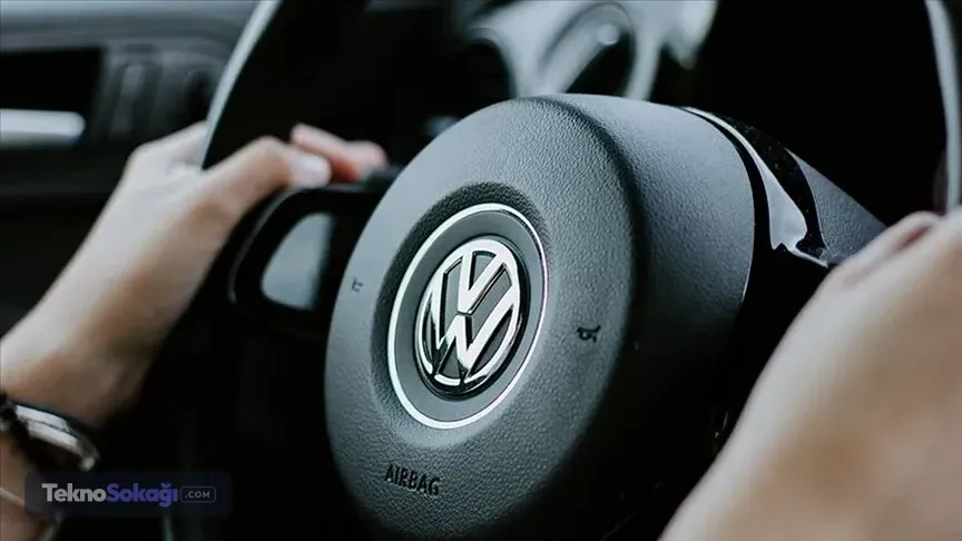 Volkswagen’de direksiyon alarmı: 208 binden fazla araç geri çağrılıyor
